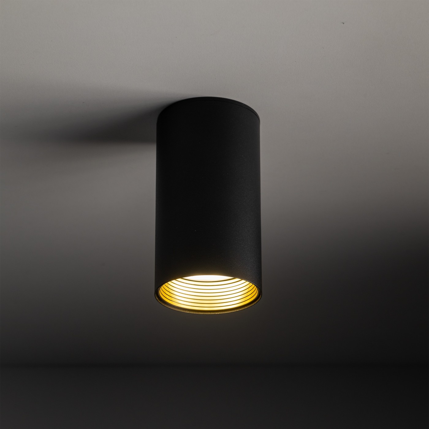 AMIS black 10718 TK Lighting