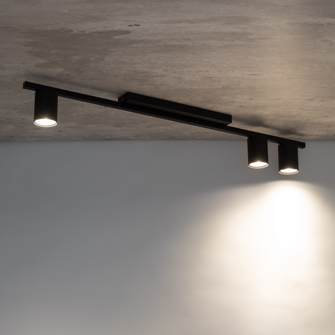 LOGAN black III 4565 TK Lighting