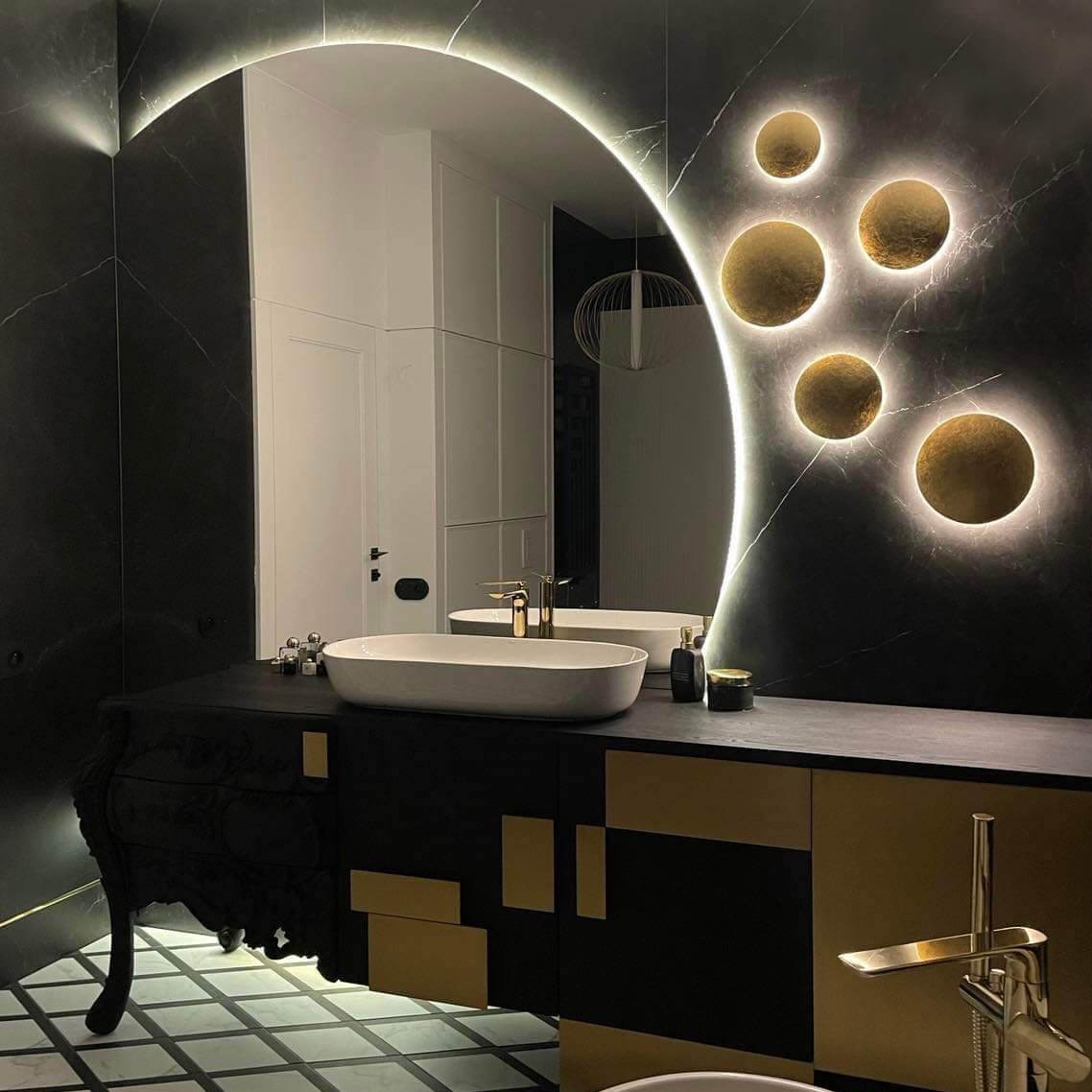 PLATILLO gold L LP-8102/1C-18W GD CCT Light Prestige